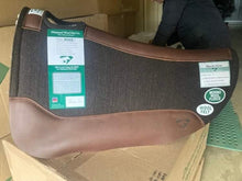 Load image into Gallery viewer, Black Gold Performance Round with Merino Wool Fleece Underneath